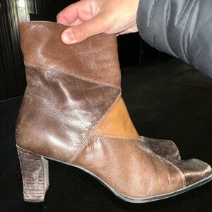 Vintage Liz Claiborne brown square toe patchwork booties